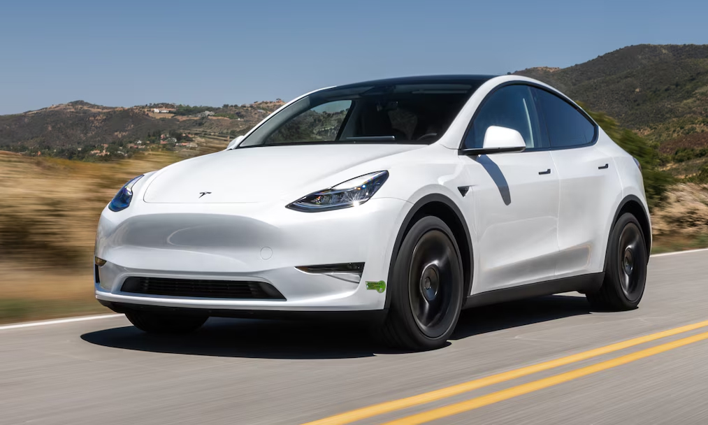 Tesla Model Y đời 2023. Ảnh: Motor Trend